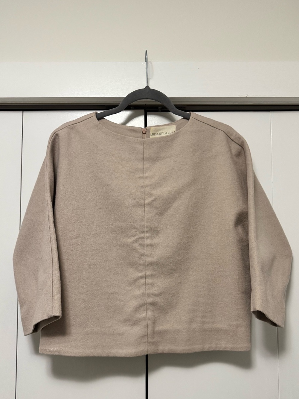Luisa et La Luna Beige 100% Cotton Structural Cropped Blouse NY Size 6